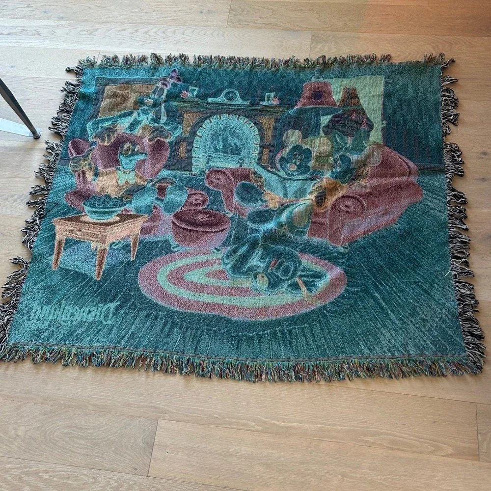 Disneyland Resort Woven Tapestry Throw Blanket Mickey Minnie Donald Goofy Pluto